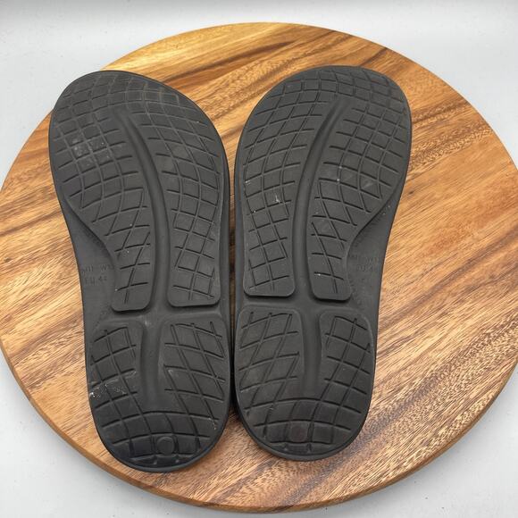 OOFOS Original Sandals Mens Size 11 Black Recovery Comfort Thong Flip Flops main image 4